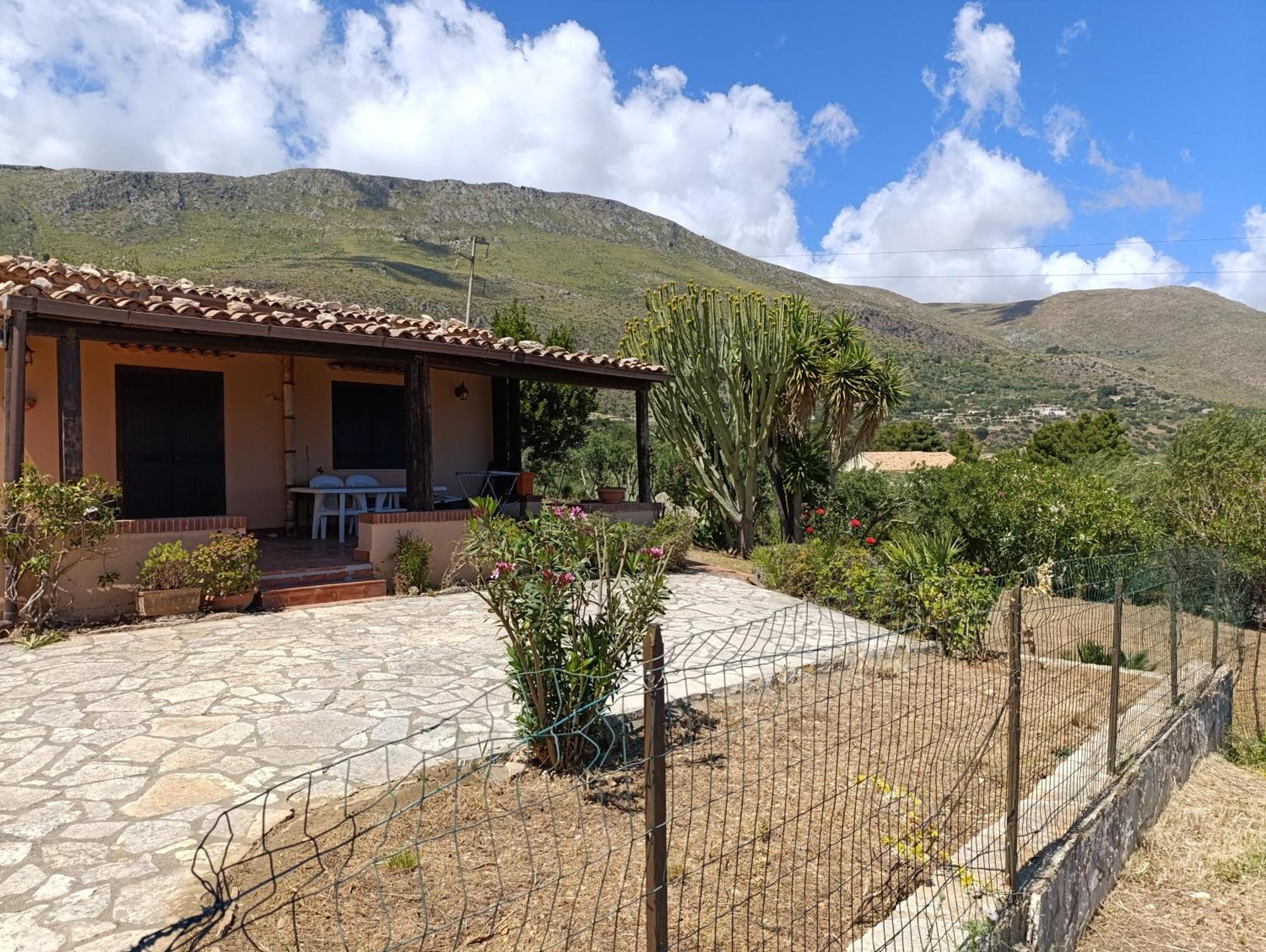 הוילה קאסטלמארה דל גולפו La Terrazza Su Pispisa מראה חיצוני תמונה